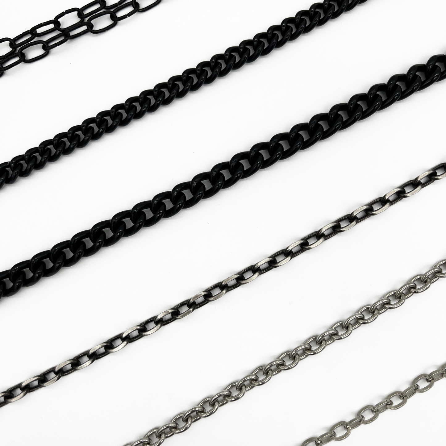 CHAÎNE EN LAITON ARGENT VIEILLI